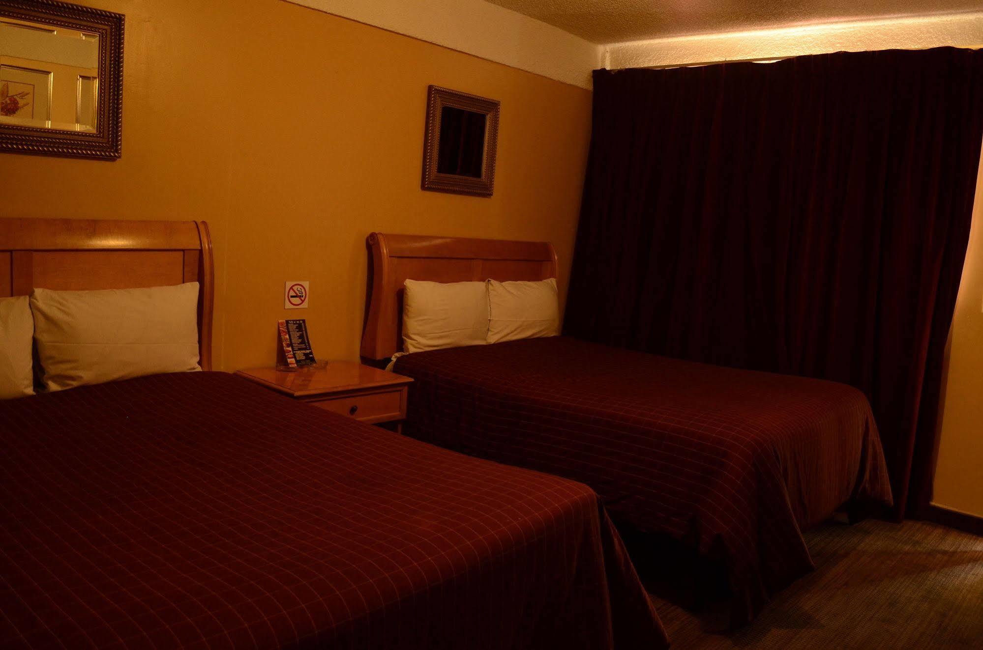 Hotel Boulevard Mexicali Buitenkant foto